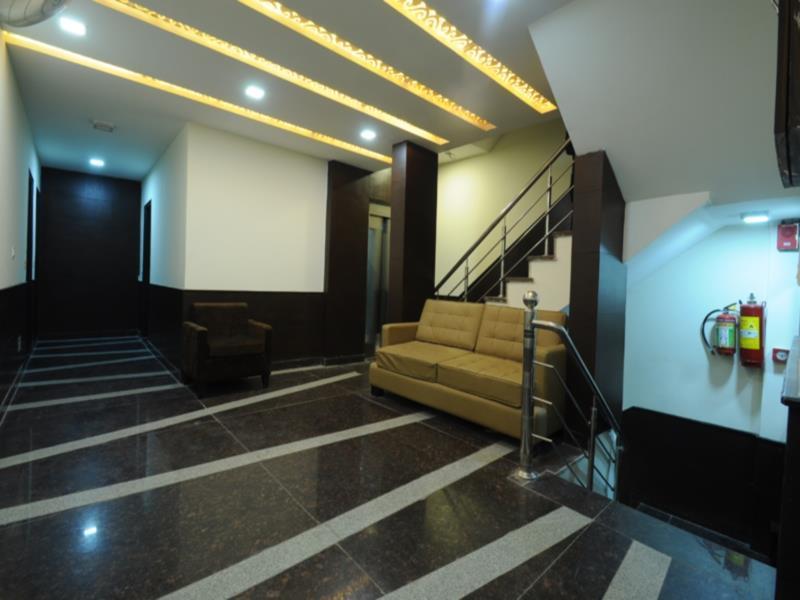 Hotel Hill Palace -Near Karol Bagh Metro Station Делхи Екстериор снимка